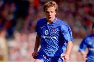 Chelsea 3rd all time top goalscorer Kerry Dixon below Frank Lampard (1st) and above Didier Drogba (4th). Chelsea's number one 80's legend. 